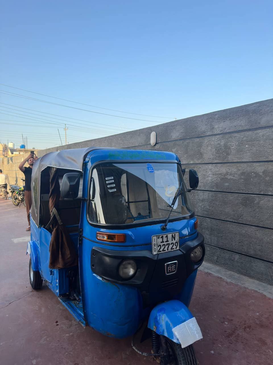 السلام عليكم
تك تك                   2022/7/2
رقم + سنويه انكليزي كلشي جديد ✅
تكتك مكفوله من الصبغ والمعجون 
بيها بس طخات كما موضحه بل صور
السعر:  8100  وبيها مجال
التواصل ***********
غير متواجد خاص
