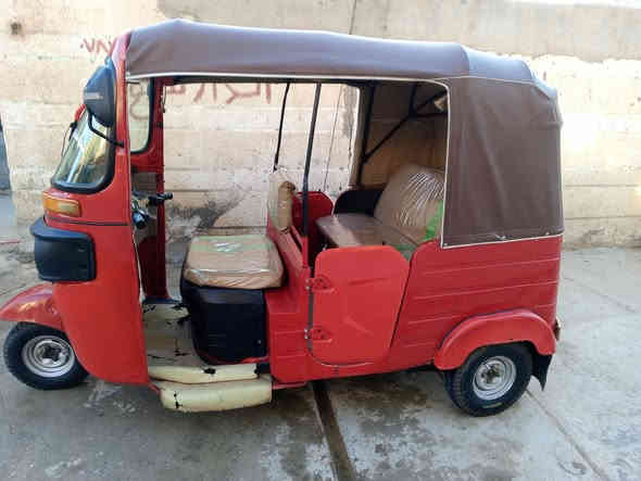 يا الله 
تكتك موديل 2017 داخله ب18 اوراق اصولي مكفوله للترقيم 
تكتك بيه مكينه 22 مجفتفه تجفيت شركه ومكفوله من تنقيص وتبخير تكتك جاهزه ما ناقصه اي شي كبل للشارع تايرات جدد دوشمه جديده جادر جديد كهربائيات كله شغاله 
السعر / 3 ملايين و 750 وبيه مجال
مكاني واسط قضاء الحي 
الرقم/ *********** والشراي يتصل ويدلل
