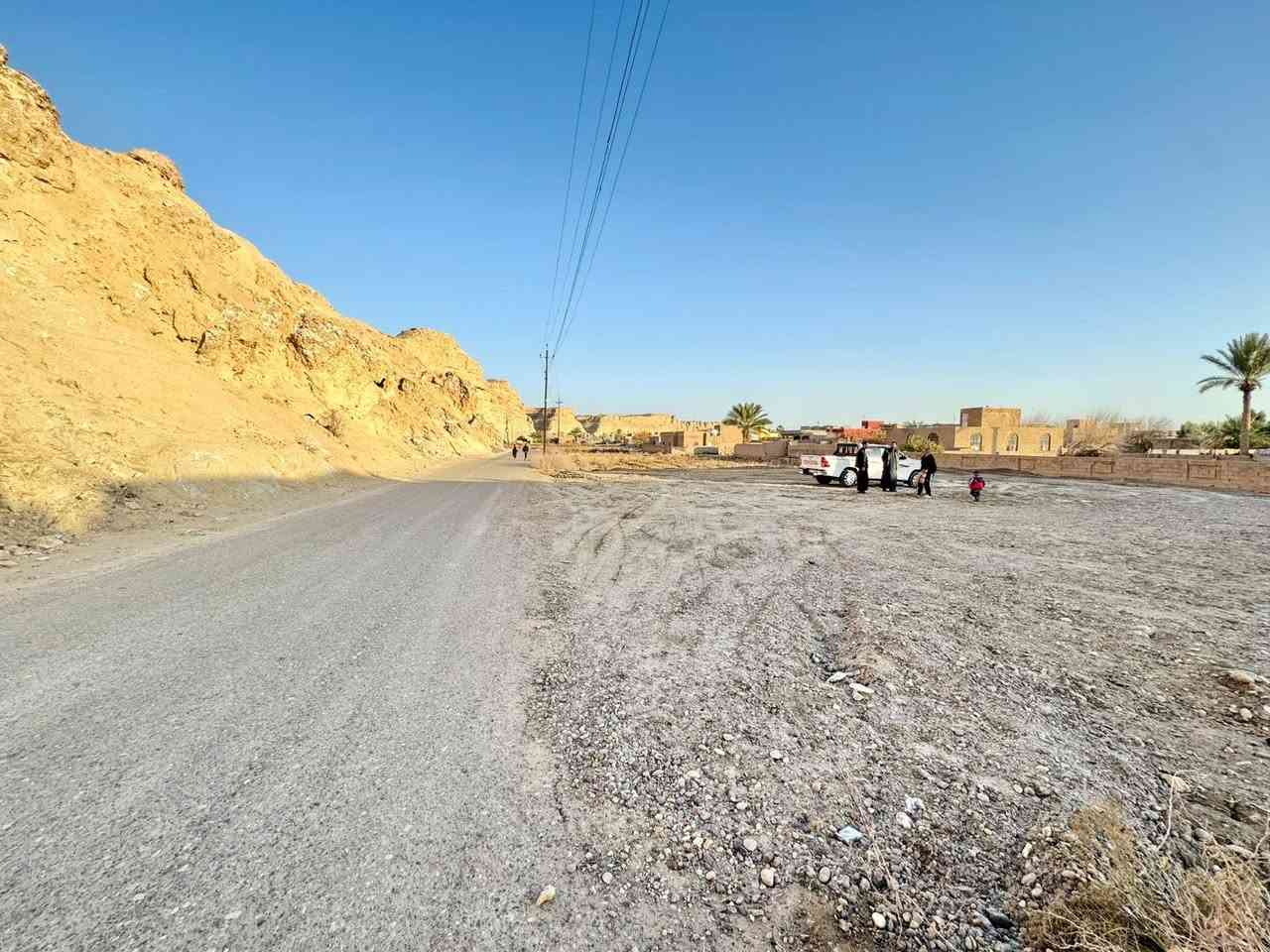 يوجد قطعة أرض للبيع في قضاء الرمانة منطقة الربط قرب شك الهوا الطول ٣٦ متر والعرض ٣٥ المجموع الكلي لمساحة الأرض ١٢٦٠ متر مربع متوفر كافة الخدمات للأرض من ماء وكهرباء وتبليط  للاتصال على هذا الرقم ***********    السعر 22 مليون ترهم مراوس بسيارة
