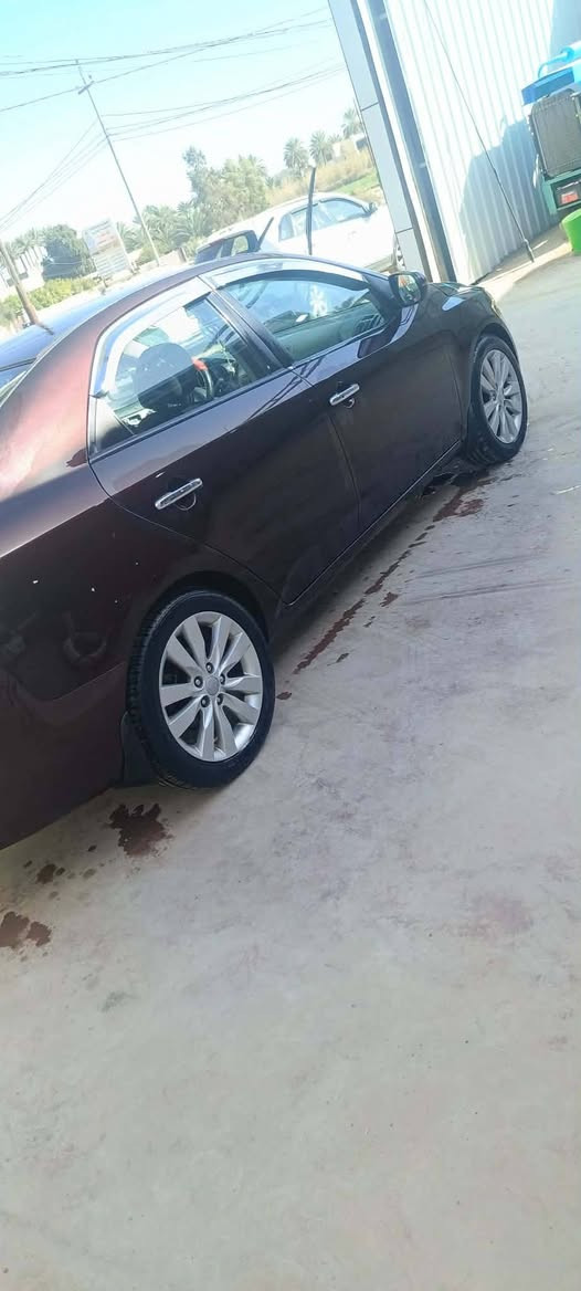 سلام عليكم كيه سيراتو موديل 2012 خليجي مكفول سونار مرفق بل صور سياره جديده بمعنه  مكينه 1600 فول 1/1 سياره جديده بصمه تنته اشاير شفتات صدر جديد تبريد ثلج مري شفط بسمي رقم بغداد الجديد سعر 108 وبيه مجال عنوان بغداد دوره رقمي ***********
