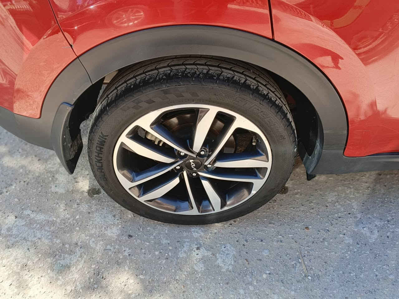 كيا سبورتج موديل 2019 شكل ال 20
مكفولة من كل شي
فول مواصفات ما عدا البصمة لان هاي وكالة الدولية تجي بدون بصمة
بنوراما 
ترحيب 
مري قابلة للطي
داخل حمصي
شاشة ايباد
قطعتين تبريد
حساسات خلفية إمامية
كاميرا دواره
نكيل بلاد
تخم تاير جديد
سايد بريك بالقدم
مكينة 2000 دوش
ماشية 109 حقيقي ادك جرس 
السعر 193$ وبيها مجال
للاستفسار الاتصال ***********
***********
