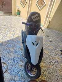 ٣٠٠ • معدل رقمي • كامله