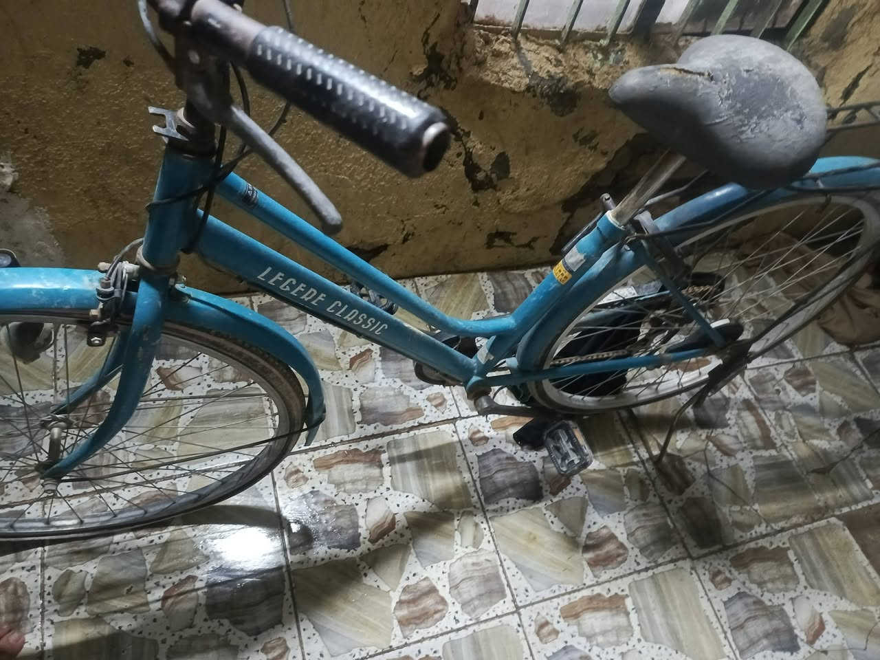 باسكل نضيف سعره 60 وبي مجال


**إذا كنت صاحب هذا الإعلان وتريد حذفه لأي سبب، رجاءا أرسل رسالة إلى الدعم الفني**