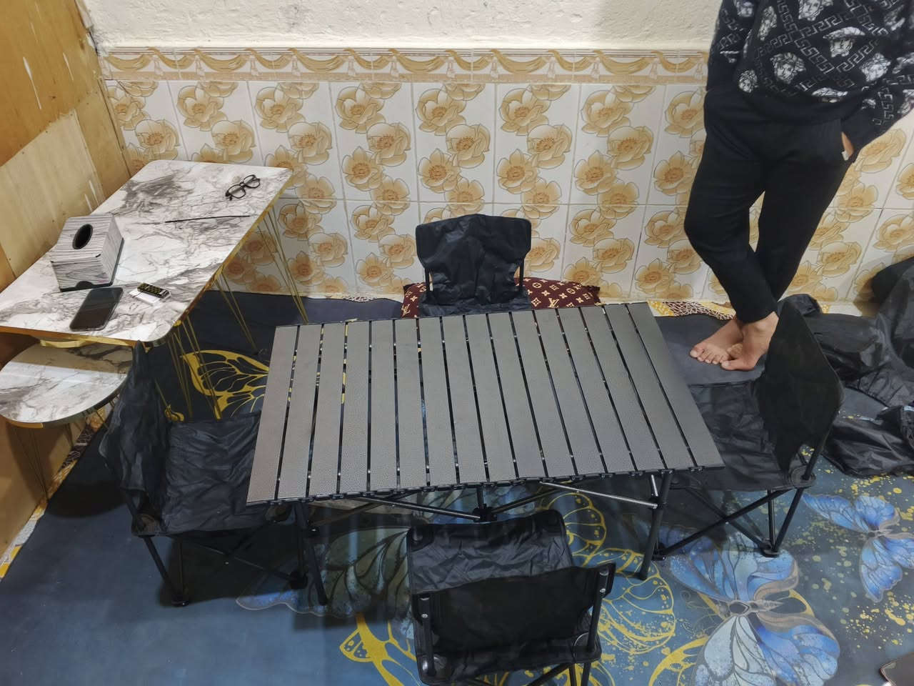 طاولة ميز كامله هيه والكراسي 4 السعر 60 الف


**إذا كنت صاحب هذا الإعلان وتريد حذفه لأي سبب، رجاءا أرسل رسالة إلى الدعم الفني**