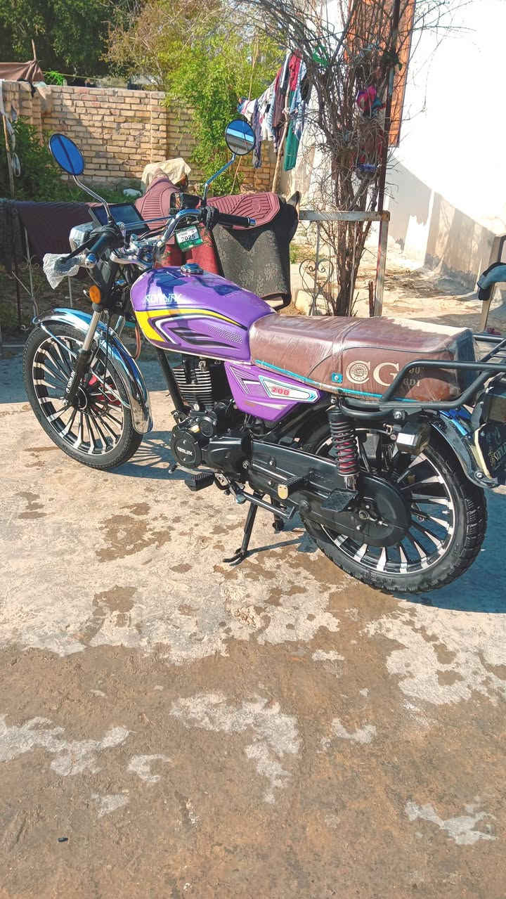 سلام عليكم دراجه سيفان للبيع او مراوس موديل ٢٥ كفاله عامه ***********
