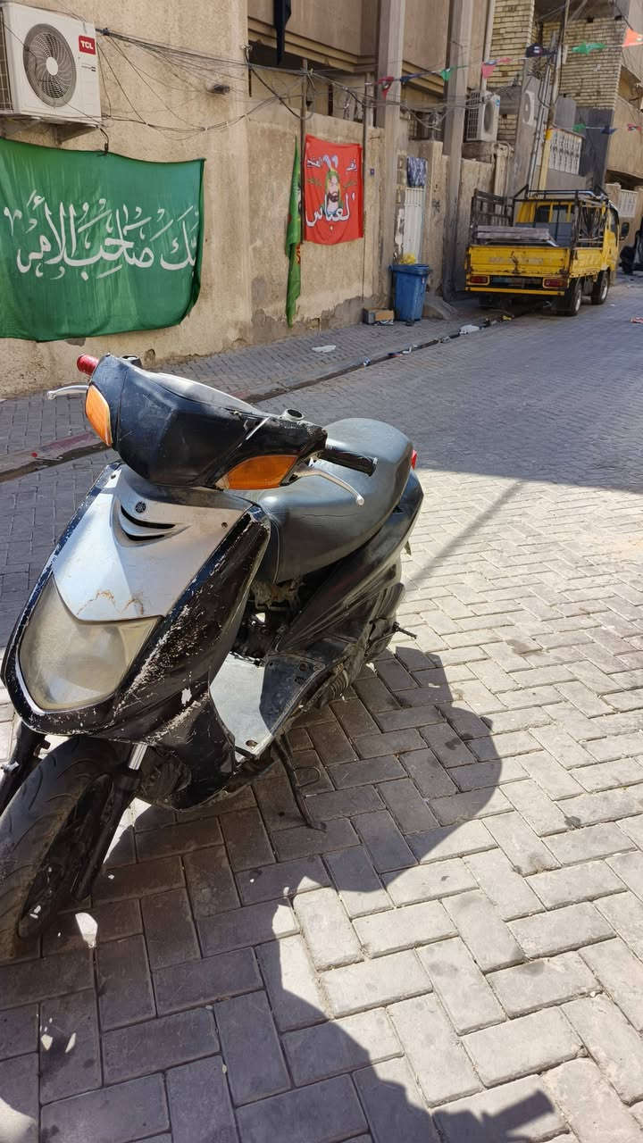 سلام عليكم
سكنس نثيه للبيع شغاله مكينتها ناعمه خرسه شلعه ومعدل سعرها ٢٢٥ بيها مجال 
*********** بغداد مدينه الصدر

