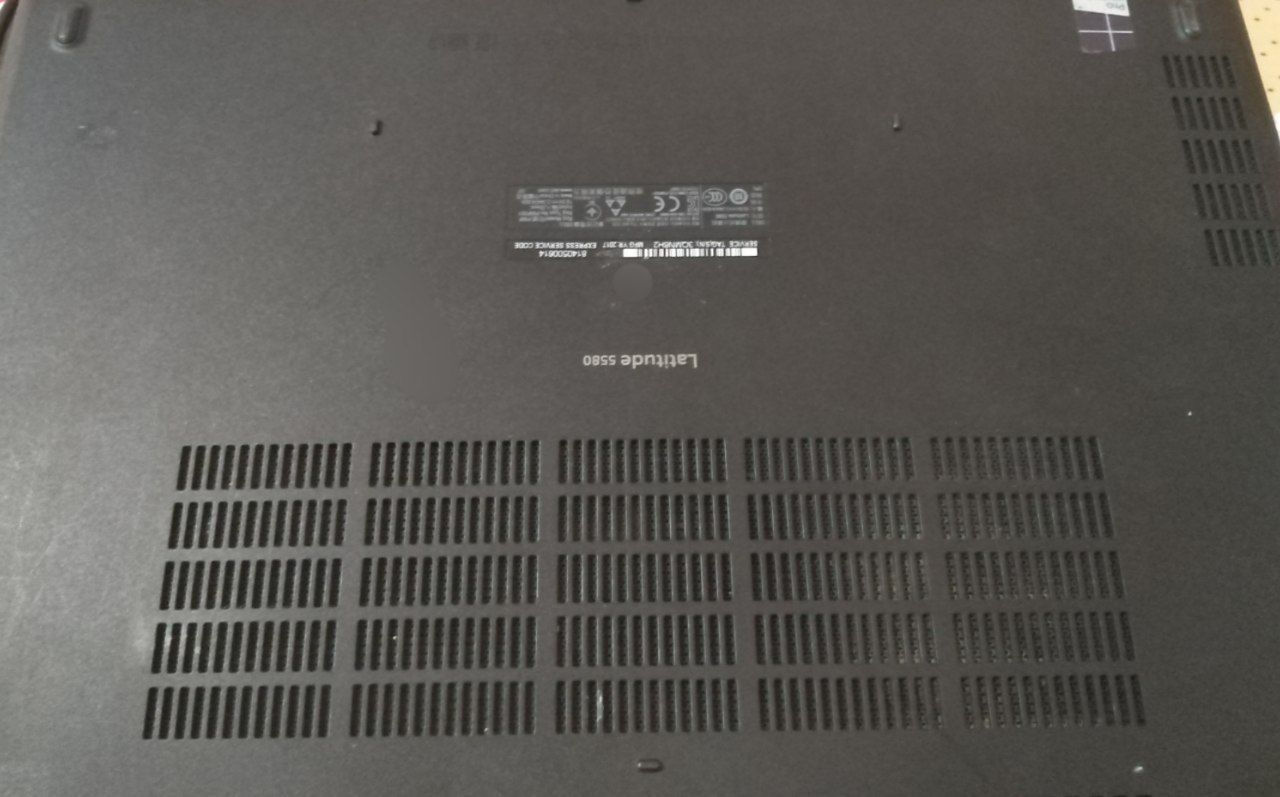 لابتوب عاطل للبيع، موديل Dell Lattidue 5580
العطل: المعالج + بطارية
المواصفات، كرت شاشة خارجي 2 كيكا Nvidia geforce 940mx 
شاشة FHD،، هرتز ☜60 / 15.6 انج
رام ما بيه بس اذا تريد احطلك و تخزين ما بيه... قيم و اخذ و متوفر شاحنة اصلية من دل 130 واط
للاستفسار تفضل للخاص و تدلل


**إذا كنت صاحب هذا الإعلان وتريد حذفه لأي سبب، رجاءا أرسل رسالة إلى الدعم الفني**