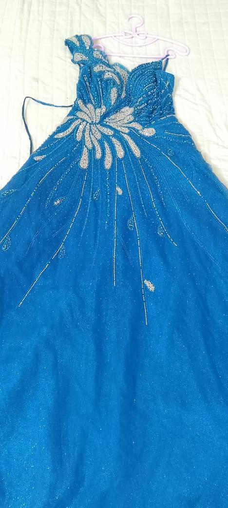 السلام عليكم فساتين للبيع لبسة وحده موجود توصيل


**إذا كنت صاحب هذا الإعلان وتريد حذفه لأي سبب، رجاءا أرسل رسالة إلى الدعم الفني**