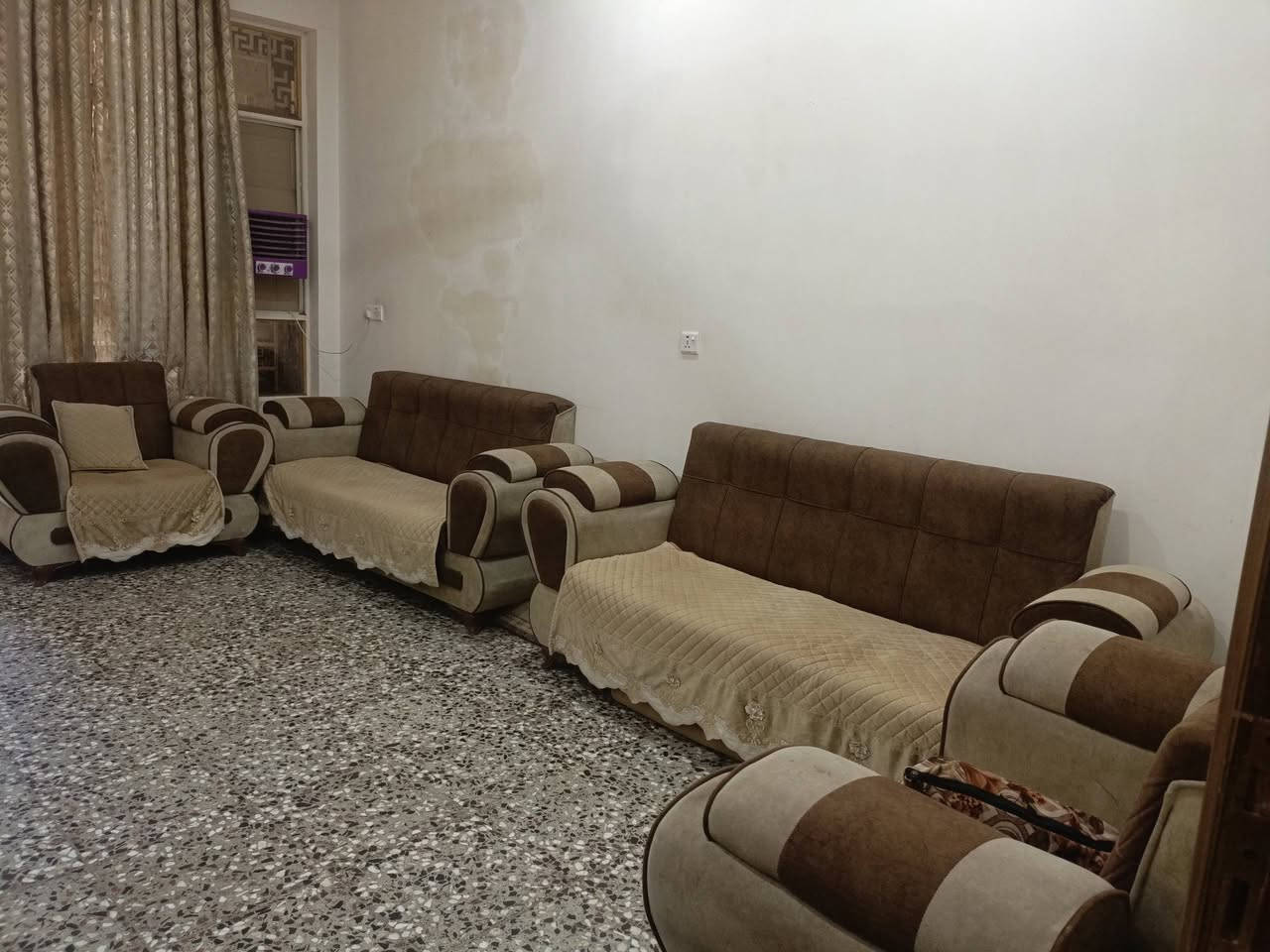 السلام عليكم 
قنفات 10 مقاعد 400
مكينه 80


**إذا كنت صاحب هذا الإعلان وتريد حذفه لأي سبب، رجاءا أرسل رسالة إلى الدعم الفني**