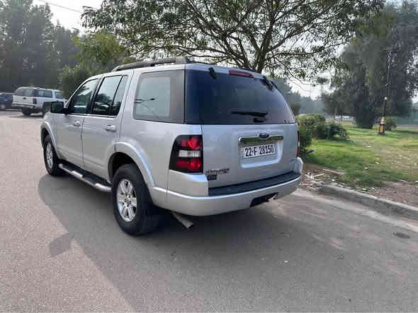 للبيع فورد اكسبلور موديل ٢٠٠٩ رقم اربيل دولي رقم وسنويه وهزه جديد تحول مباشر 
محرك ٦ سلندر بلادي ممفتوح كير اوتماتيك مبدل جديد ع ايدي صدرين خلفي وامامي كله جديد ترايها زيرو 
تبريد تتفه كله شغاله كهربائيات من الطول لطول ما بيها كلوب طافي ولا بيها واير جطل كله مكفول 
داخل كلش حلو ونضيف ما بي اي مشاكل سياره مالت بيت ومال جناي 
٧ راكب كشن كهرباء ريمونت تشغيل عن بعد سنتر لوك تحكمات بل ستيرا وبقيت المواصفات معروفه 
سياره حادثها جاملغ امامي بدون اي دواخل ومباوكين ويا الباب 
سياره جاهزه الف دينار متصرف عليها 
السعر ١١٠ وبي مجال بصيط حق الجيه العنوان بغداد حي الخضراء قرب بانزين خانت العامريه 
*********** للستفسار اتصل بغداد
