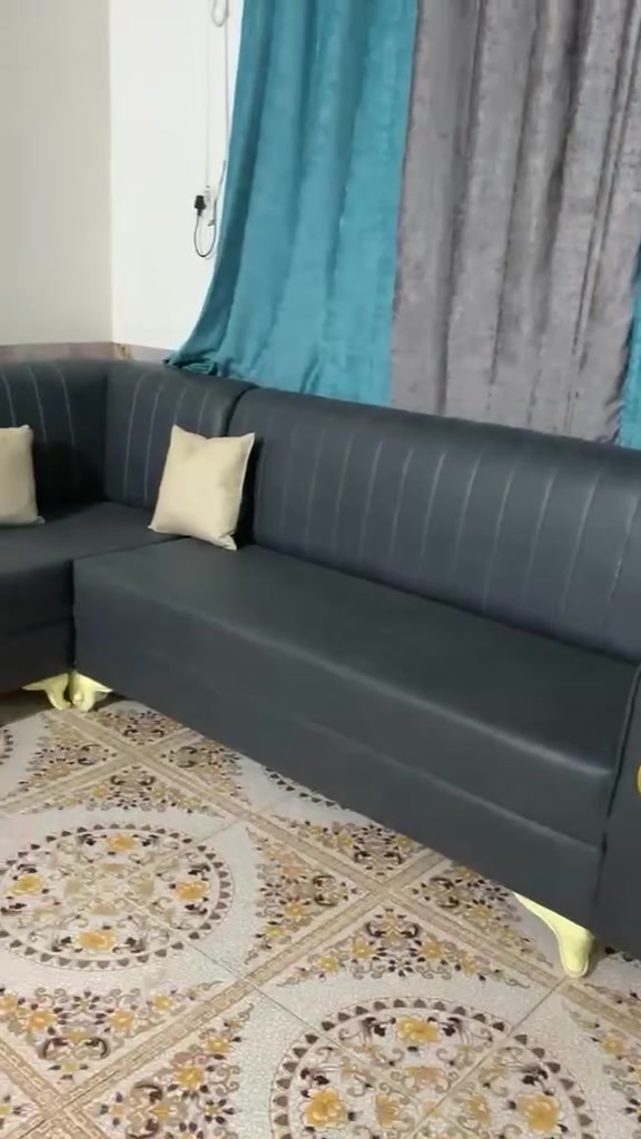 السلام عليكم على بركة الله
دواوين وتخامه شغل بلوك اسود وخشب روسي وسفنج مميز اول تشوف بعينك والقماش على طلب الزبون للاستفسار 
العنوان حله  شارع الامام علي مقابيل المصرف
رقم الهاتف *********** 
***********
يوجد لدينا أقساط لحاملي ماستر الرافدين فقط
