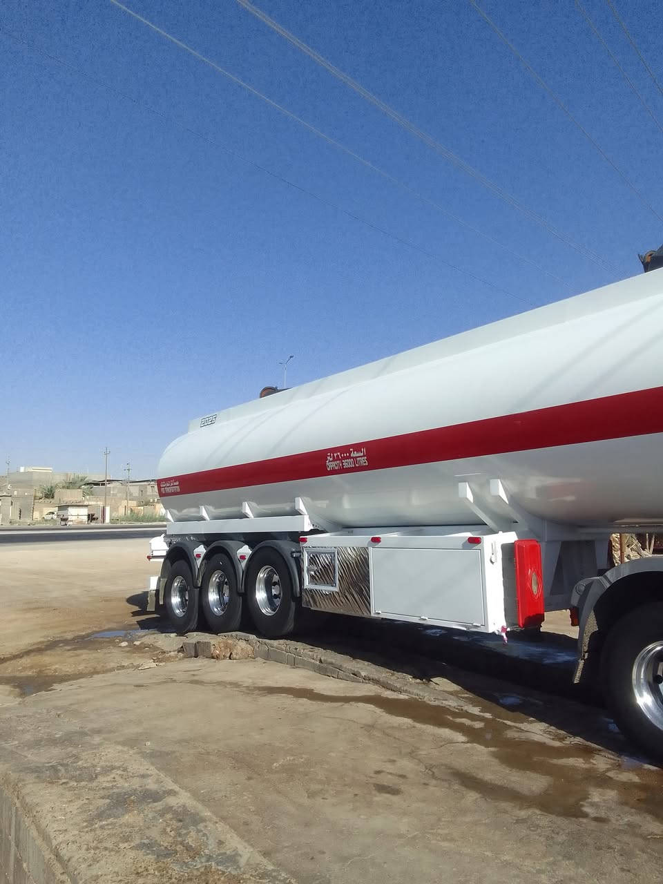 سلام عليكم مديل 11 سياره كفالة عامه مكينه 18/55  سياره جاهزة تكياله سنتين سياره ماشيه 300 تانكي حازم 25 كبل الشغل ما بيه اي نقص رقم بصره رقم *********** ابو مسلم
