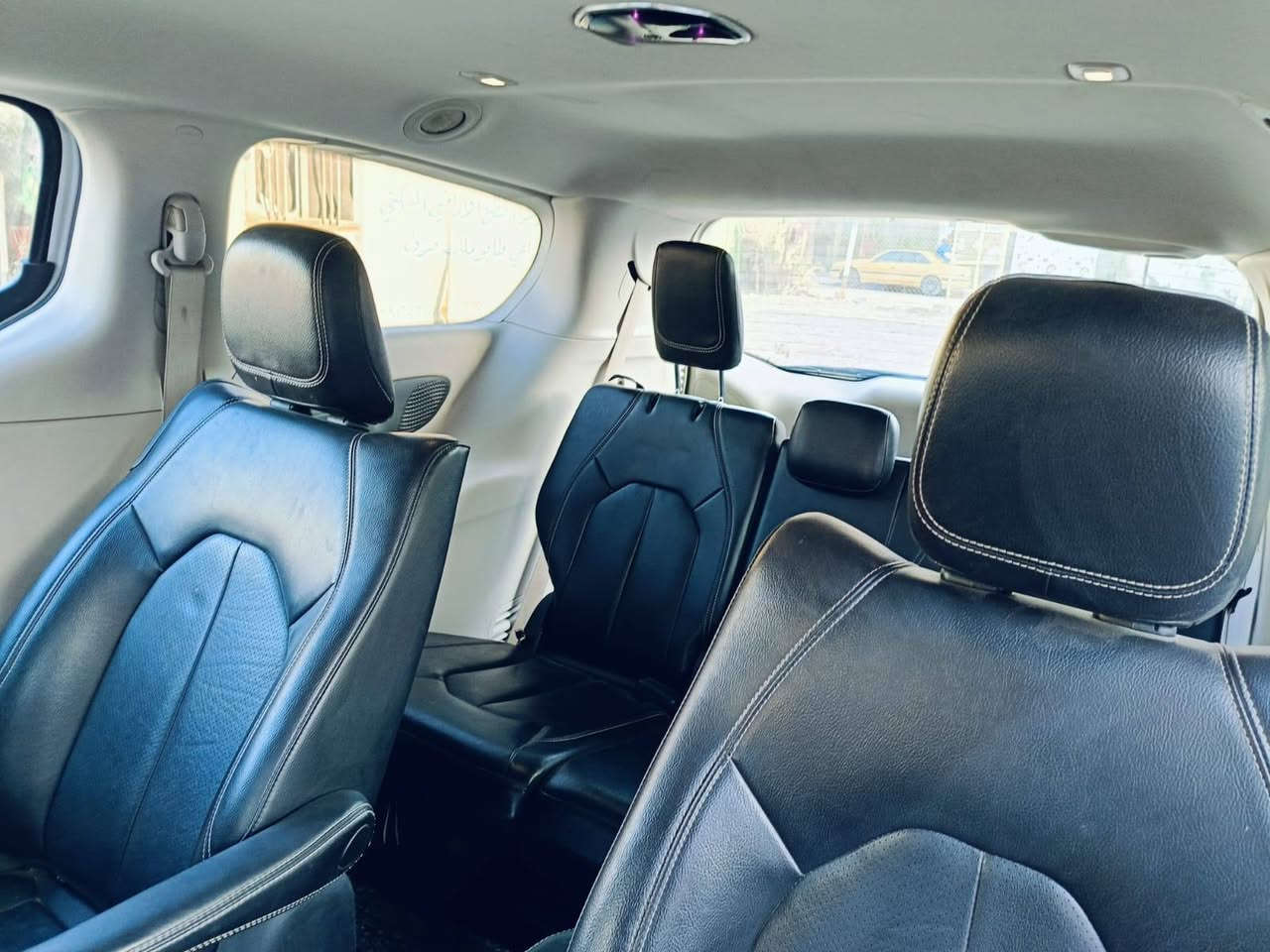 🔹 كرايسلر باسفيكا 2022 | نظيفة + فحص مفتوح + جاهزة للسفر 🚗✨ 🔹
المواصفات:
النوع: كرايسلر باسفيكا L تورنك هايبرد وقود بانزين وكهربائية بلكن
سنة الصنع: 2022
محرك: 3.6 لتر 6 سلندر هجين
اللون: أبيض
ممشى: 84,000 كم
الملكية: بغداد، باسم المالك
الحالة العامة:
السيارة نظيفة جدًا وغرفة مرتبة وجاهزة للاستخدام
التايرات جديدة
حادث بسيط على غطاء المحرك وجانب الچامِلغ الأيمن تم الإصلاح بالكامل
وسائد الهواء (Airbags) صالحة، وبرنامج العقل (ECU) مستبدل ومبرمج
لا يوجد أي نقص كهربائي أو ميكانيكي
ملاحظات مهمة:
فحص مفتوح لأي مركز يختاره المشتري
لا تحتاج أي صرف
💰 السعر: [ 25500] دولار (قابل للنقاش الجدي)
📞 البيع مباشر من المالك اني صاحب السنوية ، العنوان بغداد رقم التلفون
 / *********** واتساب موجود
