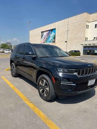 جيب موديل 23 4xe بلگن 3 أنظمة ( هايبرد - كهرباء - بانزين )  السيارة فو...