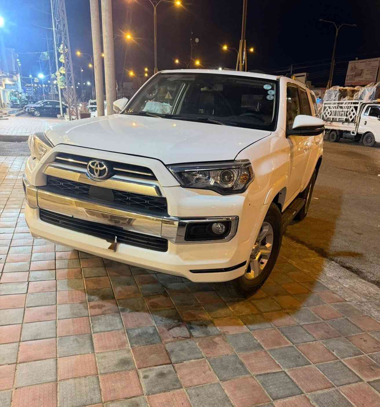 السلام عليكم
موديل 2023

       TOYOTA  4RUNNER Sr5 

~ تويوتا 4 رنر   

~ وارد أمريكا  

~ محرك 6 سلندر  / V6 

~ مواصفات 

~بصمة 

~ شاشة كبير  

~   كاميرة خلفية

~ كشنات كهربائية - تدفئة 

~تحديد سرعة 

~نظام ECO

~ (  5 ) خمسة راكب 

~ ماشي 60 الف 

~سيارة رقم اربيل بسمي تحويل شرط 

~ صوره حادث و رقم شاصي موجود في المنشور 

~ سعر( 325 )💰ورقة دولار بيها مجال 🤏

~ مكان ( الانبار   _ الفلوجة )

 تلفون  / واتساب📞 ‭***********‬
