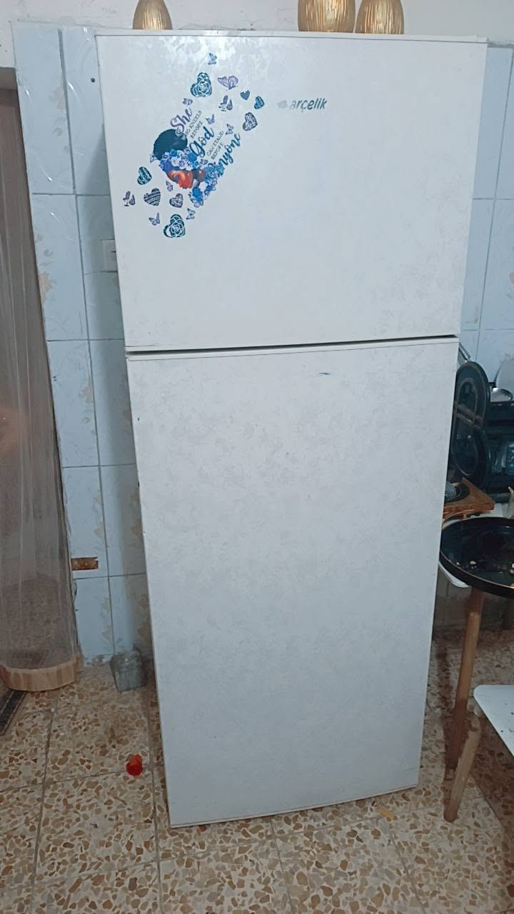 كاونتر 3 قطع نضيف مستعمل قليل قفل 150 طباخ مستعمل شهرين قفل 200 ثلاجه جديد مابيها اي عطل قفل275 ابلازمه ام النت حجم 50 ويه الميز 150


**إذا كنت صاحب هذا الإعلان وتريد حذفه لأي سبب، رجاءا أرسل رسالة إلى الدعم الفني**