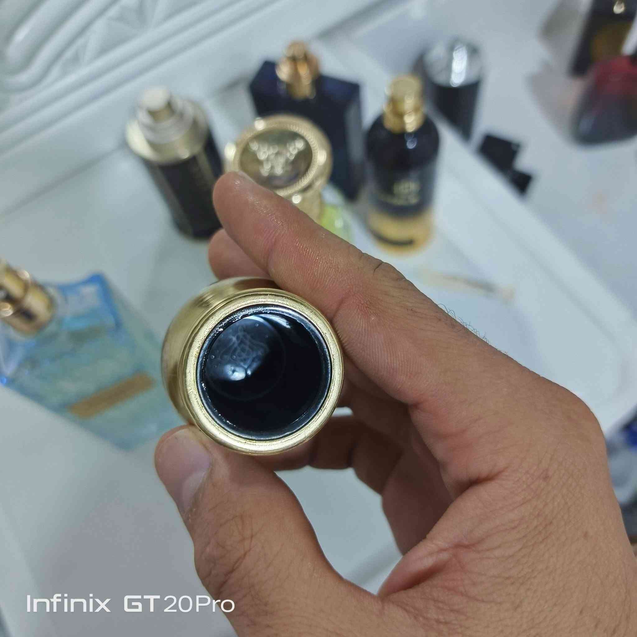 بلو دايموند ابراق اصلي وكاله متبقي بي مثل ماموضح 35بي مجال بسيط عنواني البصره ابي الخصيب البهادريه ***********
