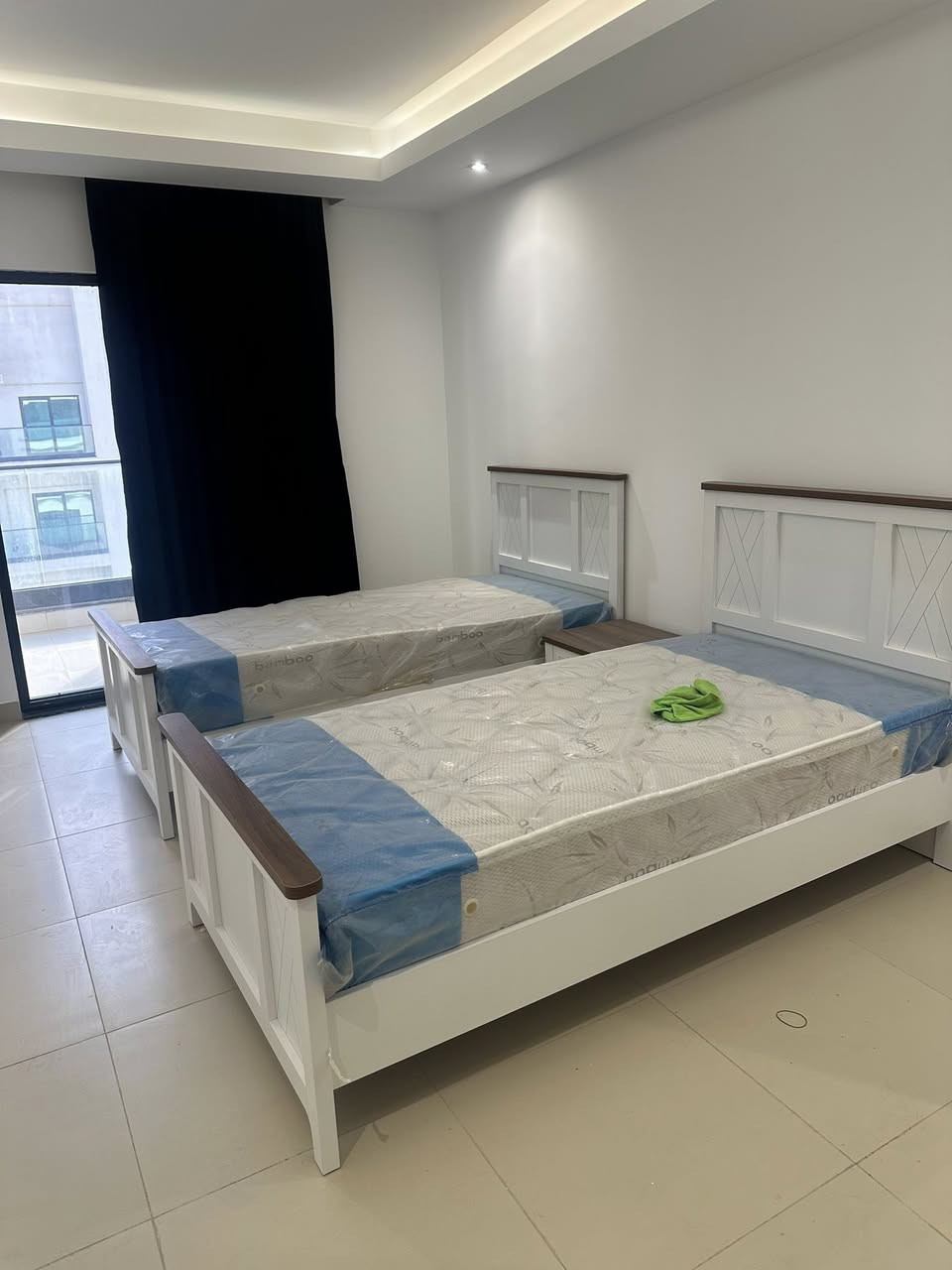 شقة للايجار162م مفروشة في مجمع رويال ستي

تحتوي الشقة على صالة كبيرة وغرفتين نوم ومطبخ  وخدمات صحية ومطبخ كبير مجهز بكاونتر  وايضاً الشقة مجهزة بسبالت شقة استلام جديد غير مستخدمة 

العنوان:
المنصور البيجية
____
يتوفر لدينا شقق فارغة ومفروشة

#للاستفسار_أكثر:
***********
