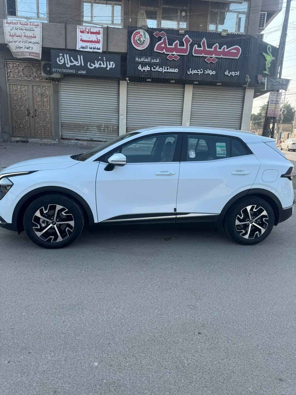 سبورتج خليجي وكالة نيم موديل 2024 رقم اربيل ماشية ٢١ الف  جديدة بمعنى الكلمة على ايدي من الزيرو مكفولة من الصبغ والبارد والشخط 
بصمة وتشغيل عن بعد 
اشاير بالمري 
رادار جانبي 
4 انضمة قيادة 
ايكو سبورت منحدرات 
عادي 
تحكم جهتين ومثبت سرعة حساسات 
السيارة مكفولة كفالة عامة 
السعر ٢١٥وبيها مجال بسيط 
مكان السيارة بغداد الشعب 
***********
