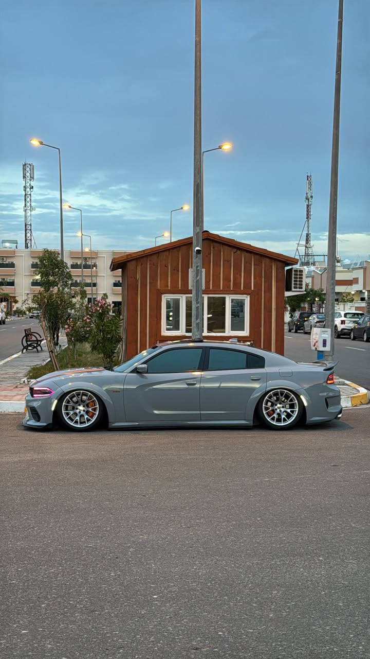 السلام عليكم
للبيع جارجر 2022 سكات باگ🐝 وايد بدي (اصل) 🧡اورنج ادشن🧡 اصل
SRT SCAT PACK🐝
Wide body 392 HEMI
L6.4-485
لون مميز سمنتي سموك 
——————————————
وارد امريكي صبغ بطرف جاملغات الامامية
———————————————-
الاضافات الي عليها :
*جكات ايرلفت الامريكيات موصيني شكم نظام بالعراق كله 
*جناح كاربون فايبر الياف حقيقي 
*شوته afe مغلقة
*داخل مكينة سل ستيل مميز كلش 
*سقف روز رايز 500نجمة 
*لدات لايت متغير على التليفون 

______________________________
المواصفات : فول 1/1ماعده رادار الامامي
*  نقطة عمياء . 
* فجوج برمبو 6بستم. 
* لايت LED . 
* فتحت سقف (سلايد روڤ) . 
* كاميرا خلفية . 
* امكانية التحكم بوضعيات المقود كهربائيا . 
* حساسات خلفية . 
* ويل قياس 20 أنج مال جلبريك اصل🧡
* سستم صوت ALPINE . 
* تشغيل عن بعد . 
* كشنات حضن 
كشنات جلد +شامو شعار النحله🐝. 
* ذاكرة لحفظ وضعيات الجلوس (ميموري) . 
*كشنات اماميه تدفئه تبريد
* كشنات خلفيه تدفئه
* نظام خرائط GPS . 
* شاشة كبيرة قياس 8.4 أنج اوپشنات SRT 
* تدفئة ستيرن . 
* كير شفتر بالستيرن  
* لايت زنون
*رادارات جانبيه
*نقطه عمياء 
ستيرن رياضيD
ستيرن كهربائي
لدات سموك بلادي اصلي
وبيهه بعد اهواي موصفات ما ذاكرهن 

مكاني البصرة التحسينية 
—————————
السعر 375 وبيها مجال 
——————————————
السياره كامله وبالعافيه على الياخذهه 
اي ستفسار اتصل وتدلل 
رقمي ***********
