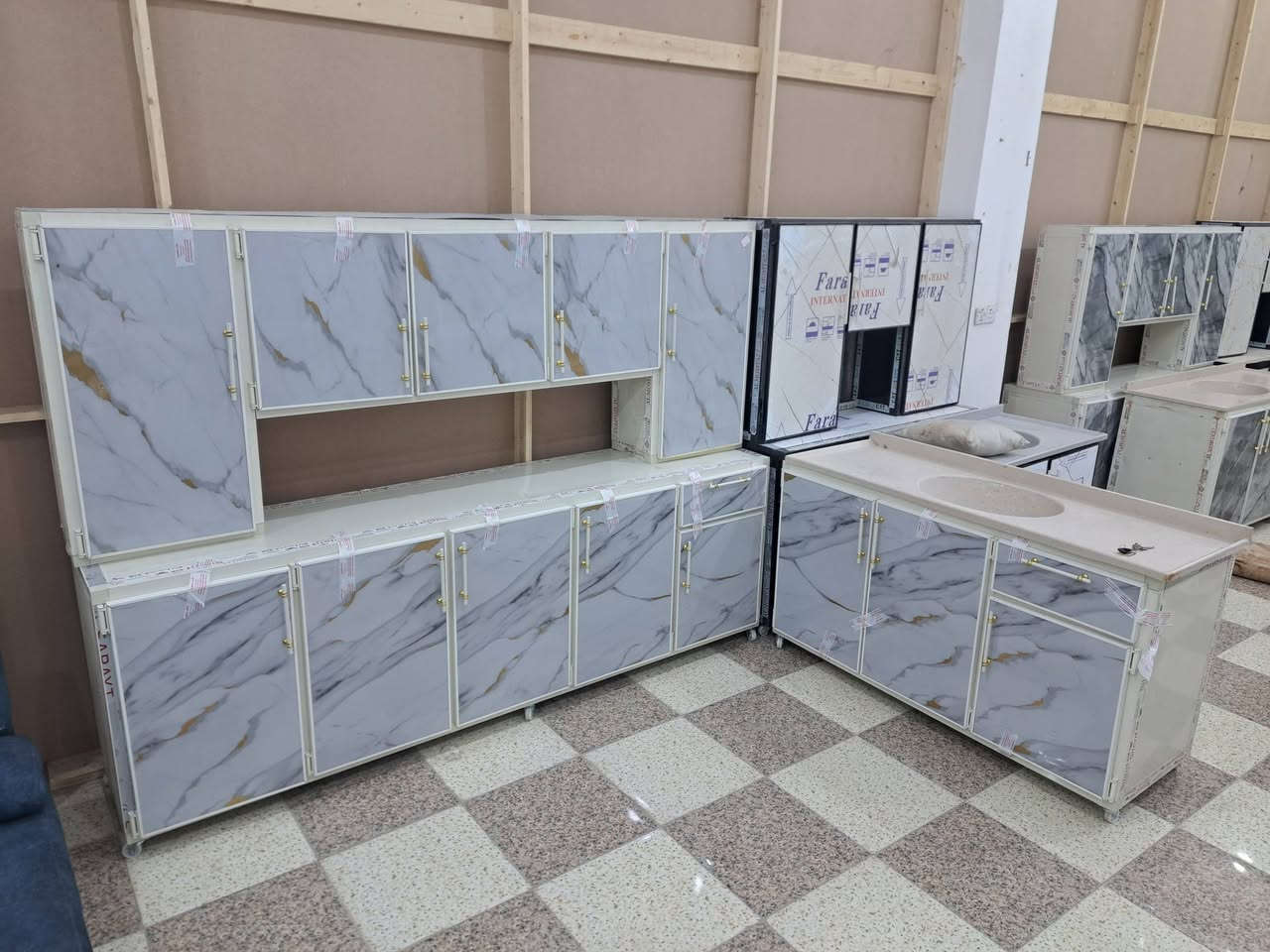 كاونترات.  كلمن وسعره انواع القياسات.  العنوان مقابل ملعب الشطره مجمع بركات الصادق.  #رقمي ***********
