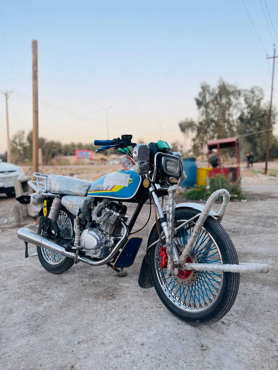 السلام عليكم لبيع تايكر 2024 اوراق كامله دراجه برغي مامفتوح بيه مامتعوبه كامله مابيه اي نقص الف متصرف عليه السعر 650 وبيه مجال قليل مكان ديالى الخالص ***********
