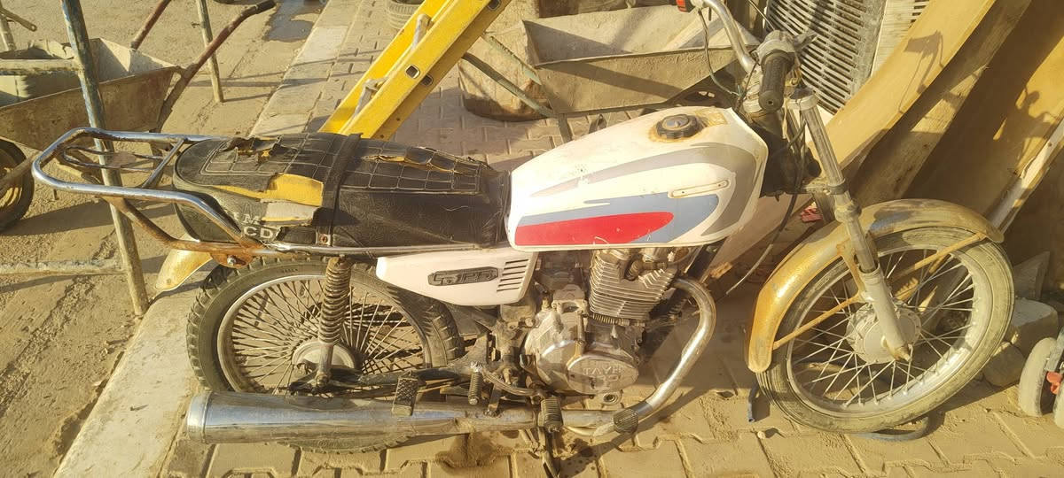 اربعه كير بيه مكينه خمسه كير للبيع كلك 170 مكاني ابصخير


**إذا كنت صاحب هذا الإعلان وتريد حذفه لأي سبب، رجاءا أرسل رسالة إلى الدعم الفني**