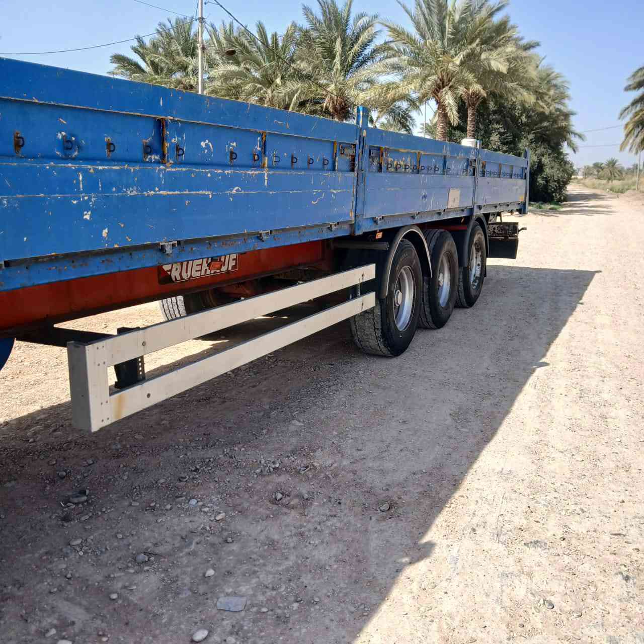 سلام عليكم سكانيا للبيع موديل 2003 تخم تاير هزه جديده سنويه جديده لل 31بسمي كفاله عامه مكينه لا تبخير ولا تنقيص مكينه اربع خطوط 
مكان واسط الصويره 
***********
***********
