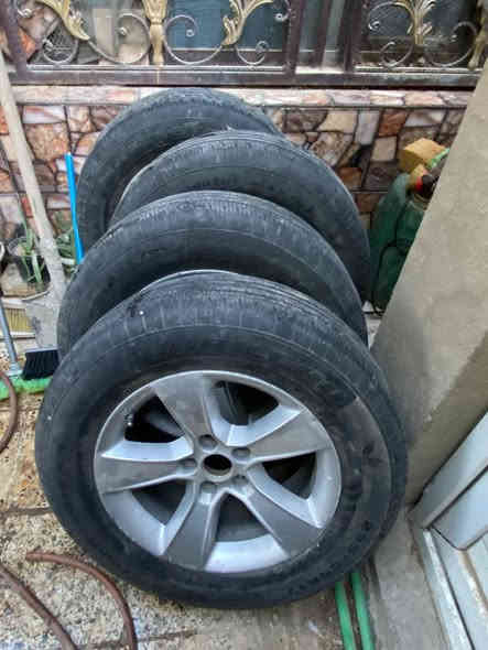 تخم ويل كب مع تايرات اخو الجديد اصلي حجم ١٧/٧٠/٢٣٥  جارجر للبيع بسعر ٣٠٠ الف مكاني بغداد بغداد موبايلي ***********
