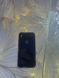 كامره اماميه متوقفة • ذاكرة ٢٥٦ • بطارية ١٠٠ مغيرة اصلية