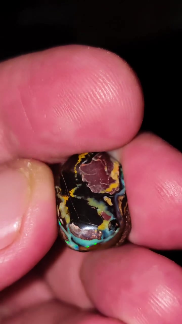 هنا سأسكت قليلا أنه البولدر الأسترالي 😍
#boulder #boulderopal 
#facebookreels #aiart #silverring #ذكاءاصطناعي
#جواهر #اوبال #gemstone #opal #blackopalnecklace #صياغةومجوهرات #مجوهرات #خواتمvip #facebookreels #مصر #زلزالzilzal #هرمز #الفضة #الدهب #السعودية #ايران #views1m #احجارطبيعية #كأسالعالم #WorldCupHighlights


**إذا كنت صاحب هذا الإعلان وتريد حذفه لأي سبب، رجاءا أرسل رسالة إلى الدعم الفني**