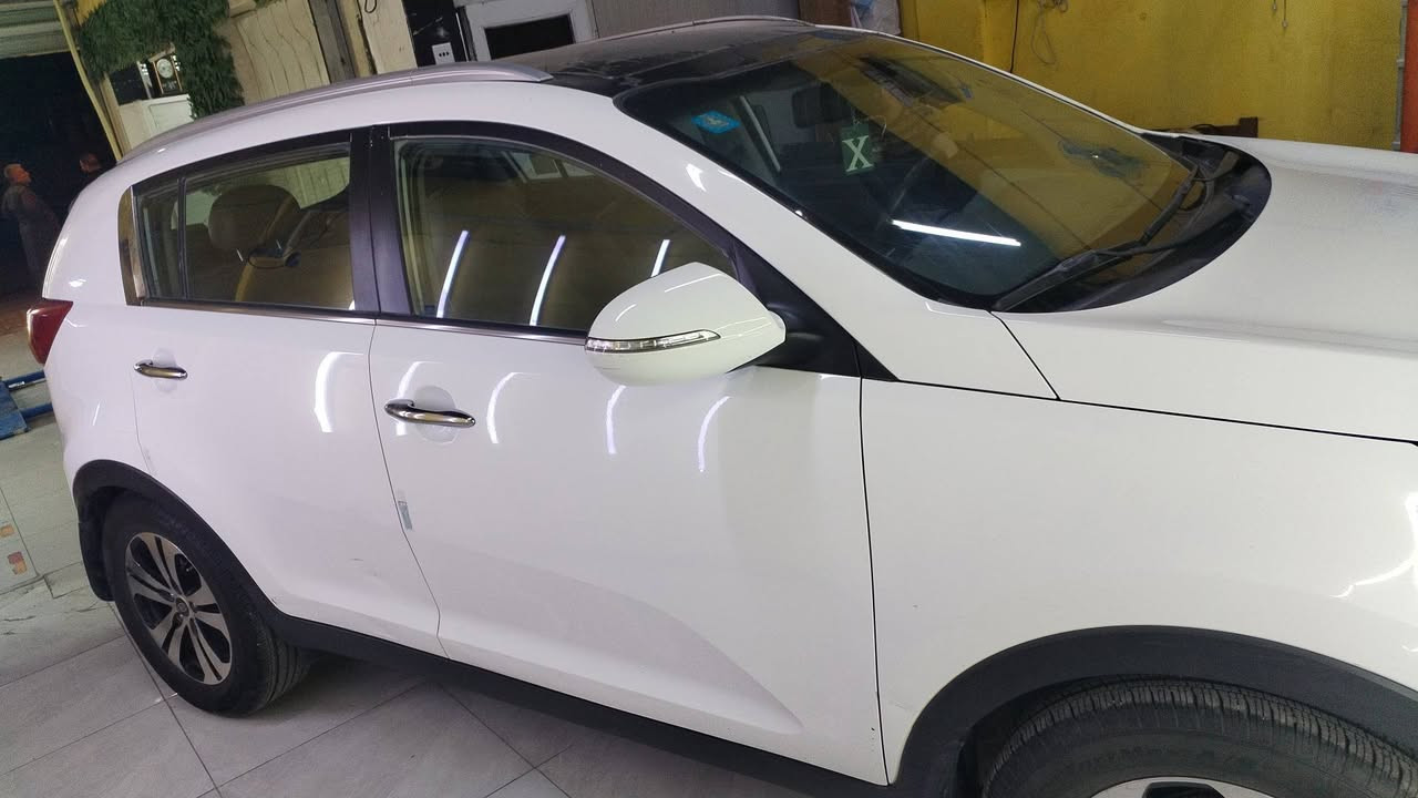 اسبورتج خليجي كفاله من الضربه توجد رصعات بصيطه وصبغ اصعين نهايت الصندوك فول عده البصمه مكينه 2000 السعر 138 رقم بغداد مكانها بغداد الكاضميه *********** باقي التفاصيل يرجو التصال موديل 11
