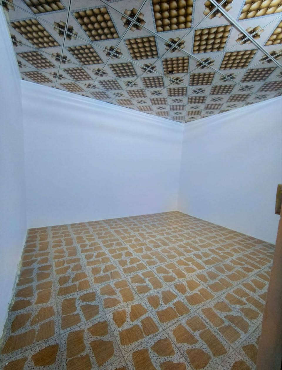 #يالله
بيت للبيع 
مساحته 100 متر 

طابو صرف 
البيت فارغ جاهز للسكن 

العنوان"حي النداء  شارع عشرين 
البيت عكاده شيلمان الاوكراني 

#طابقين 
#الطابق_الاول"استقبال وصاله ومطبخ وغرفة وصحيات
 
#الطابق_الثاني"غرفه جبيره وصحيات 

السعر 80 وبيه مجال للشراي 

الاتصال ع الارقام التاليه أو مراسلتنا عبره الواتساب
***********
***********

#ملاحظه"لدينا جميع البيوت والقطع الأراضي بأسعار مناسبة 

#وجاهزين"لعرض عقاركم عندنا
