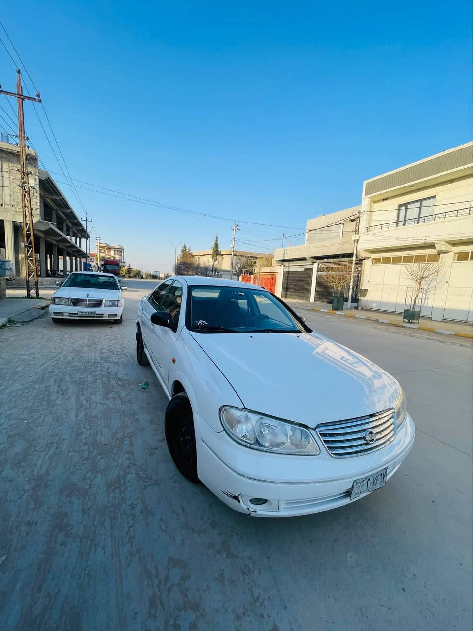 سەنی یابانی ئاڕم پلاستیك
 مۆدیل ٢٠٠٢  مەكینە شازدەی مەرغووب 
گێر عادی گێر و مەكینە بەشەرت
 تەبرید لەسەر سویچ چوار جام كارەبایی 
 قفڵ  مەركەزییە
نرخ :٥٨ معامەلە

‎ناونیشان  سلێمانی 
ژمارە موبایل / ***********
*********** السليمانية, العراق
