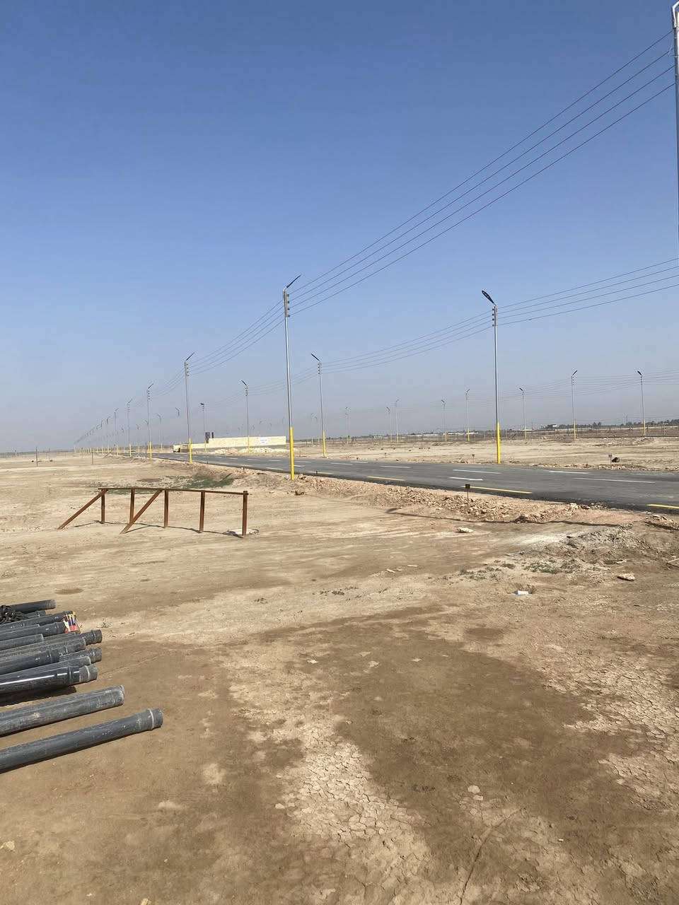 الف متر (1000 ). للبيع بدايه مجمع الفرات السكني  للاستفسار ***********
‏ او واتساب
