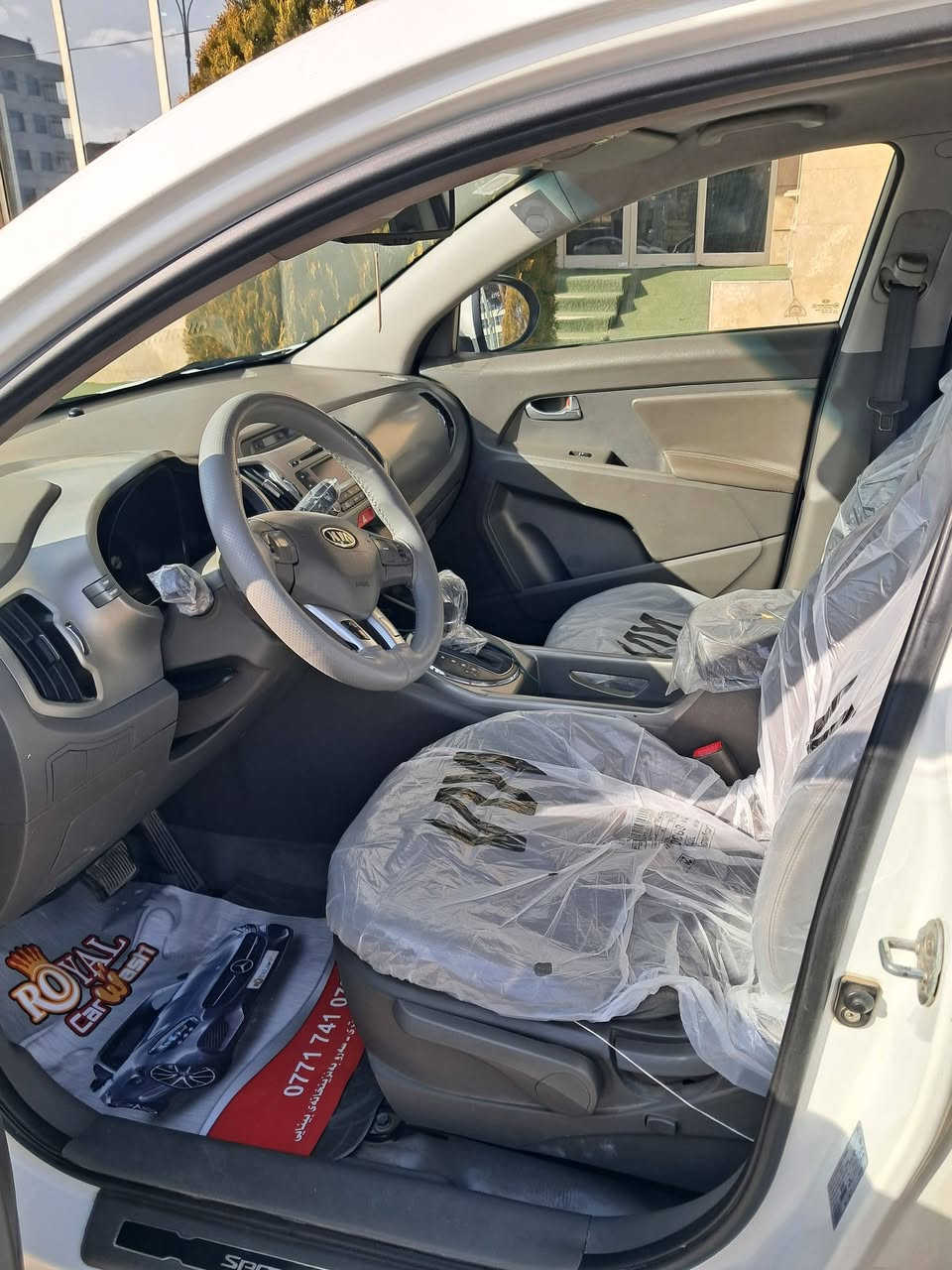 اللهم صل عل محمد وال محمد للبيع اسبورتج خليجي 2012 مال جني فول موصفات عدة البصمة محرك 2000 دوش  السونار موجود بيها صبغ باب اثر شخوط ماشية  141 الف حقيقي  العنوان بابل قرب خط السريع  *********** بسمي تحويل مباشر رقم بغداد دولي السنوية 2031 الشراي يتصل ابو علي  السعر      143 بيها مجال قليل
