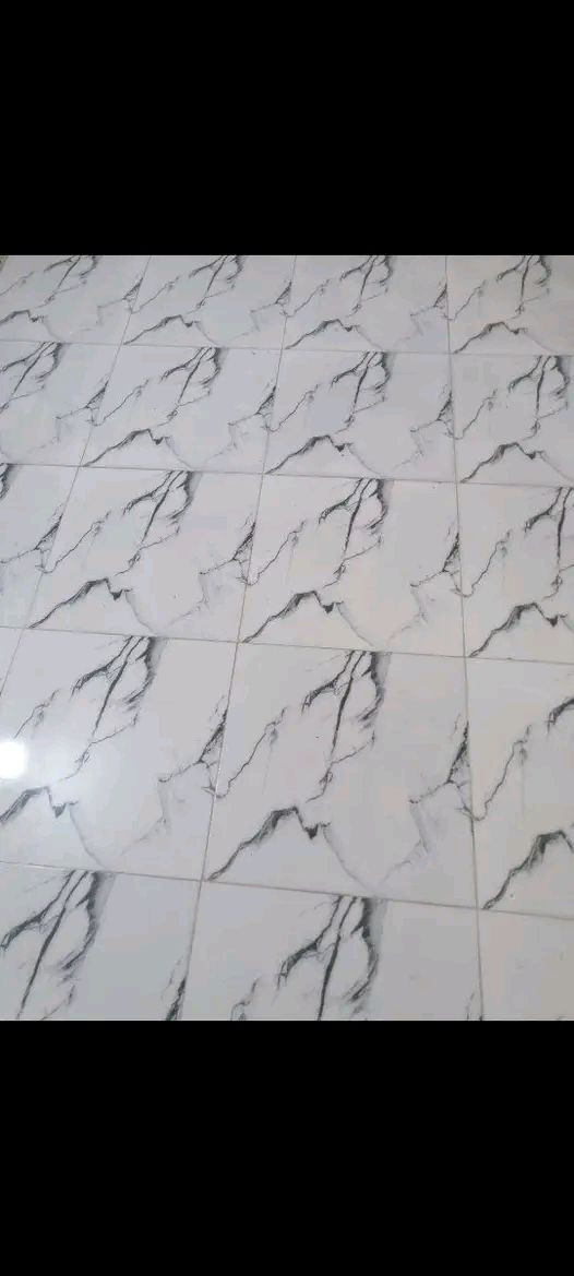 سلام عليكم
تطبيك ارضيه جداري سراميك بورسلين مرمر نشتغل بليوميه ع المتر  مكطوعه اتصل وبيك خير ‏‪
‏‪0785 727 9873‬‏
