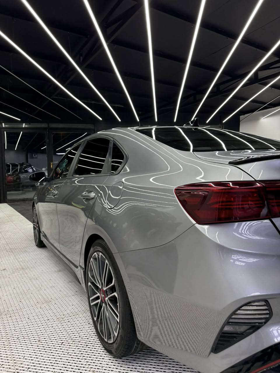 سلام عليكم فورتي جيتي مديل ٢٠٢٤
محرك ١٦٠٠ تيربو 🔥
فول مواصفات ١/١
فتحه
كشنات جلد كامل 
تحكمات كشنات كهرباء 
 هند بريك بصمه
ردار امامي
رادار خلفي 
رادار جانبي 
كامره خلفي مع حساسات تنبيه
اشاير مري 
سياقه ذاتيه
مثبت سرعه 
بصمه تشغيل
بصمه ابواب 
تشغيل عن بعد 

حادثهه بنيد فقط وبيهه طخات بسيطه ومصلحات عل كدهن نفس القطع 

السعر ١٤٨ وبيهه مجال مكان السياره بغداد 

***********
