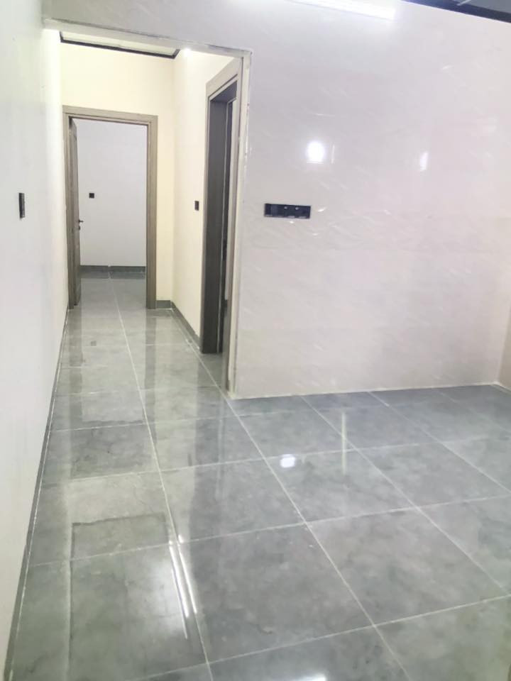 شقه للا أيجار غرفتين+هول+صحيات+استقبال+مطبغ البيت جديد للستفسار هذا الرقم ***********
