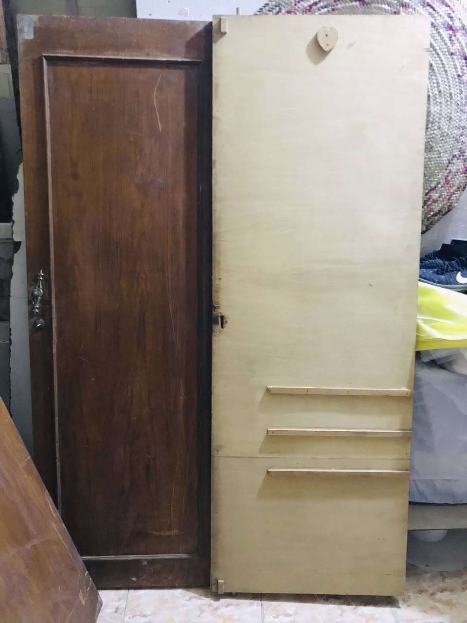 ياالله السلام عليكم
كنتور صاج ثقيل 4 بيبان مفصخ نضيف
تجي كبل تاخذه بي نقص فايبره الضهر والمرايه 
سعره 250 وبي مجال 

مكاني الحسينية مسقط شارع البانزين خانه 
مقابيل اسواق عمو علي
***********
