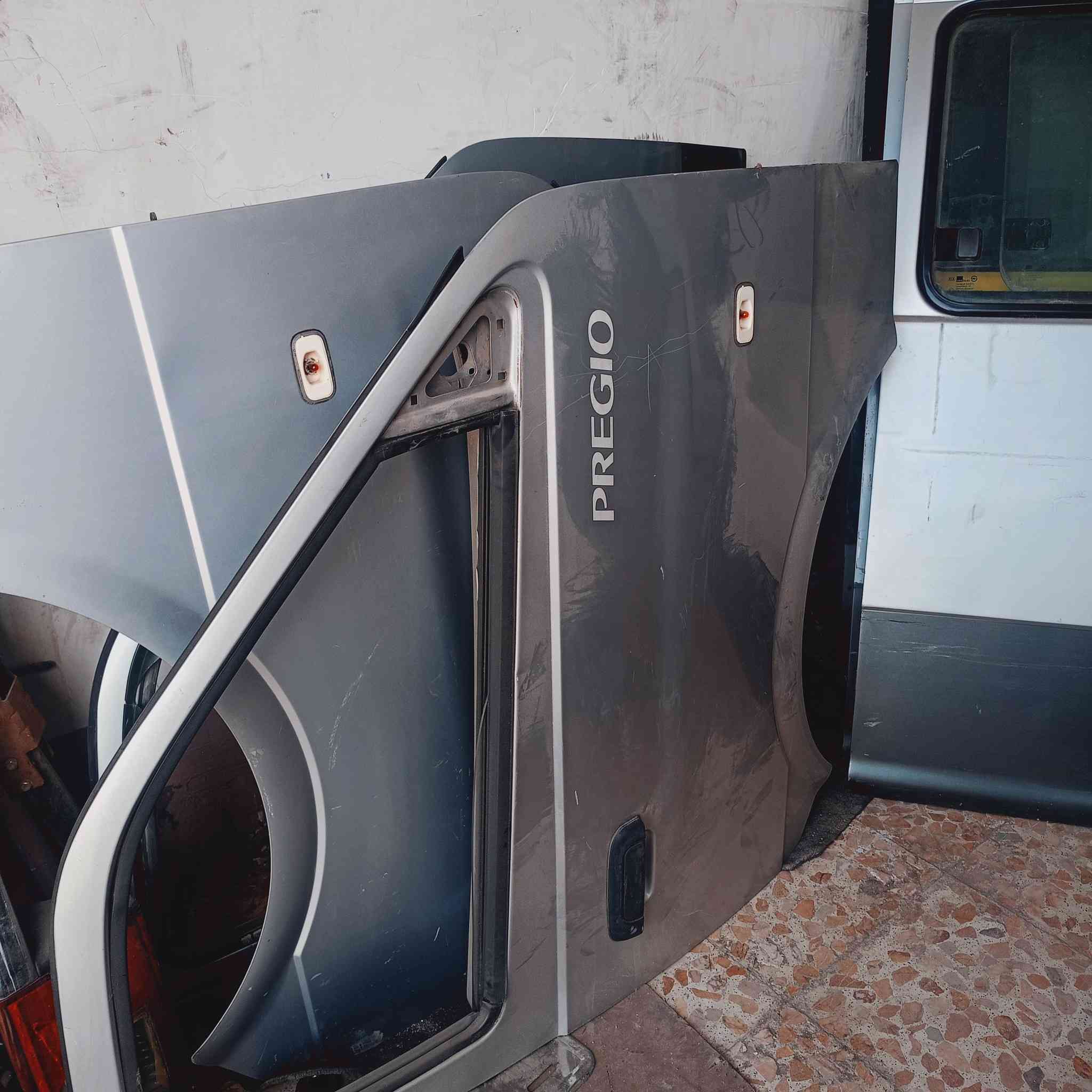 السلام عليكم ادوات حتياطيه كيه بريجو /بنكو 3/فونترا / بنكو قديم/ فتون جنبي 
العنوان ناصريه سريع قرب مجسر لاسكان
***********
***********
جمله /مفرد
