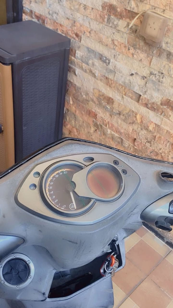 السلام عليكم دراجه سكنس للبيع الرقم *********** السعر 575 وبيهه مجال بسيط
