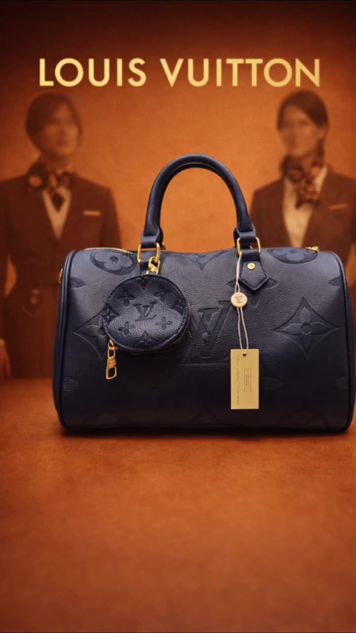 السلام عليكم فتحت مشروع حقيبه نسائيه براندات وسويت بيج جنط جلد طبيعي لكل البراندات سوبر ماستر ياريت ضيفون البيج وتشوفون إني من السيديه


**إذا كنت صاحب هذا الإعلان وتريد حذفه لأي سبب، رجاءا أرسل رسالة إلى الدعم الفني**