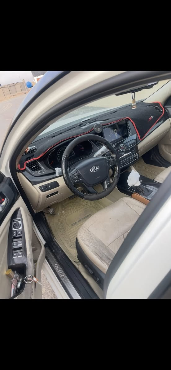 السلام عليكم كادنزا موديل 14فول مواصفات ميحتاج اذكر مواصفاته قطعه صبغ جاملغ امامي ايسر السياره خير من الله احلى من الصور مكاني بابل السعر 145للاستفسار اكثر 
***********
***********
تحياتي للجميع
