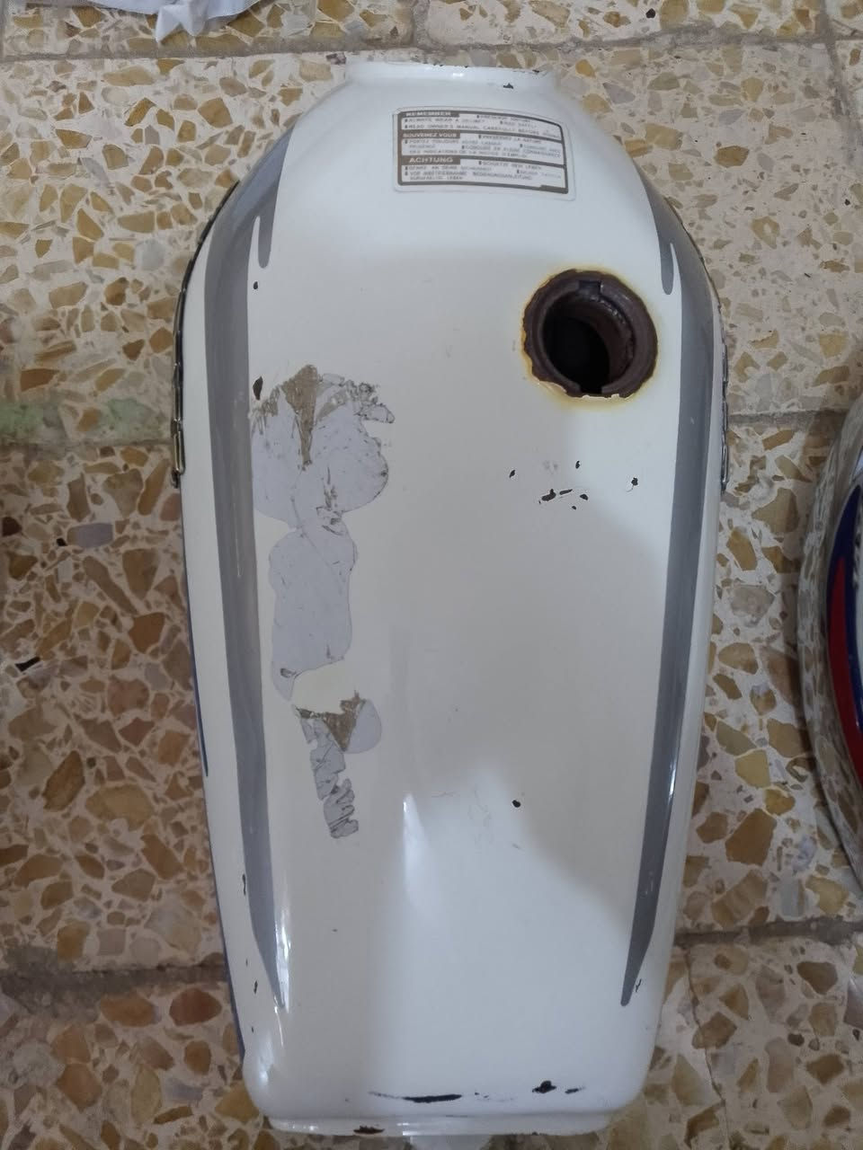 غراض مستعمله بيع فقط شراي ادخل خاص وتدلل /مو شراي احضرك
تانكي /25 
صفاحيات /س 6 جدد 
راسطه باكستاني /س 45 ق
راسطه طياري /س 45 ق
بليته نامه / س 6  
جاملغ امامي /س 6 
كابريته عوزه تنضيف /س 5
 
لل تواصل هذا رقمي /***********
