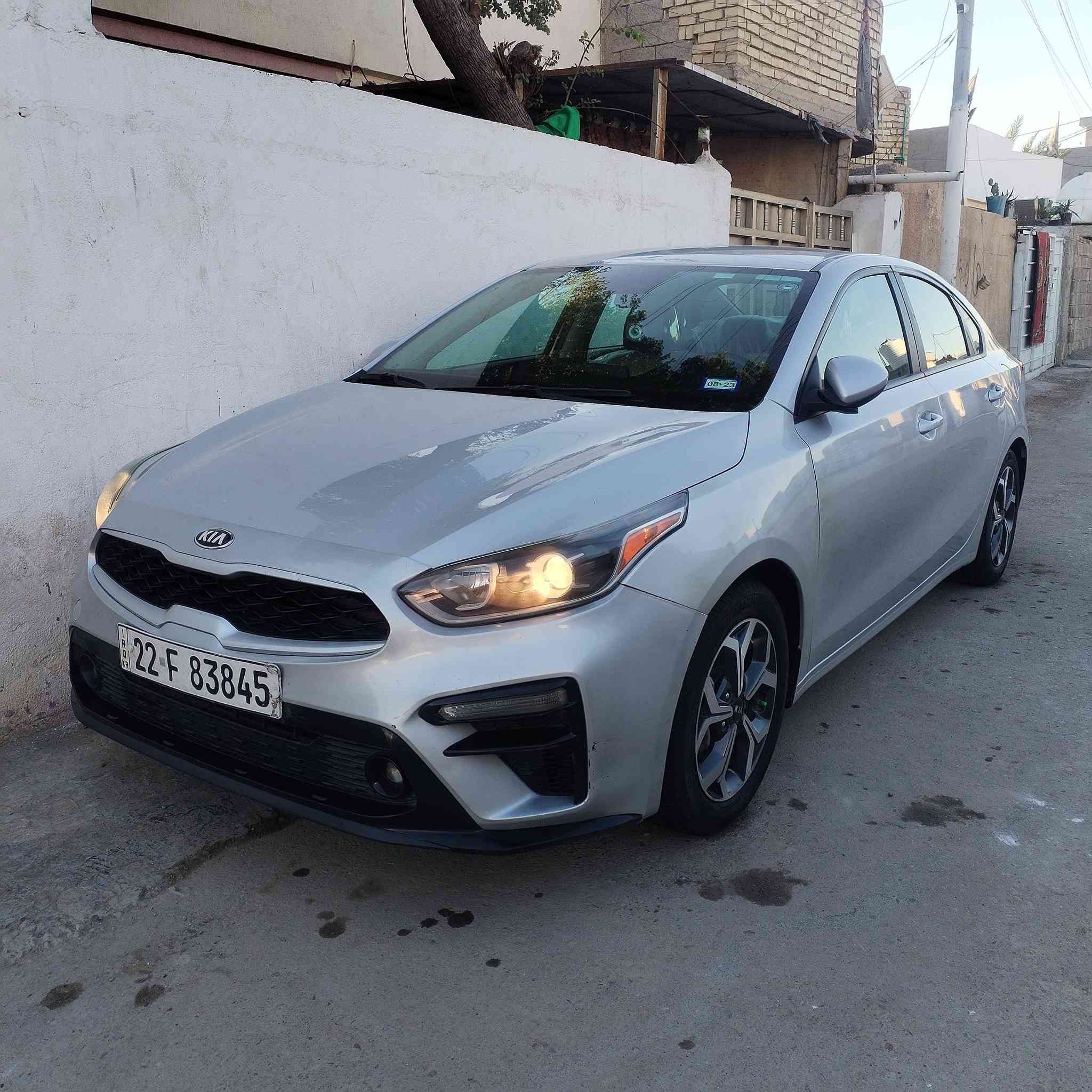 سلام عليكم فورتي موديل 21 ماشيه 88 دوشمة جديدة صدر كهربائيات خير من الله سياره مكفولة من كلشي ماعده حادثها بأمريكا  باسمنا تحويل كبل رقم أربيل تخم تاير جديد باتري جديد ادامة كاملة هستوني مسويها مكاني بغداد جسر ديالى 135 وبيها مجال ***********
