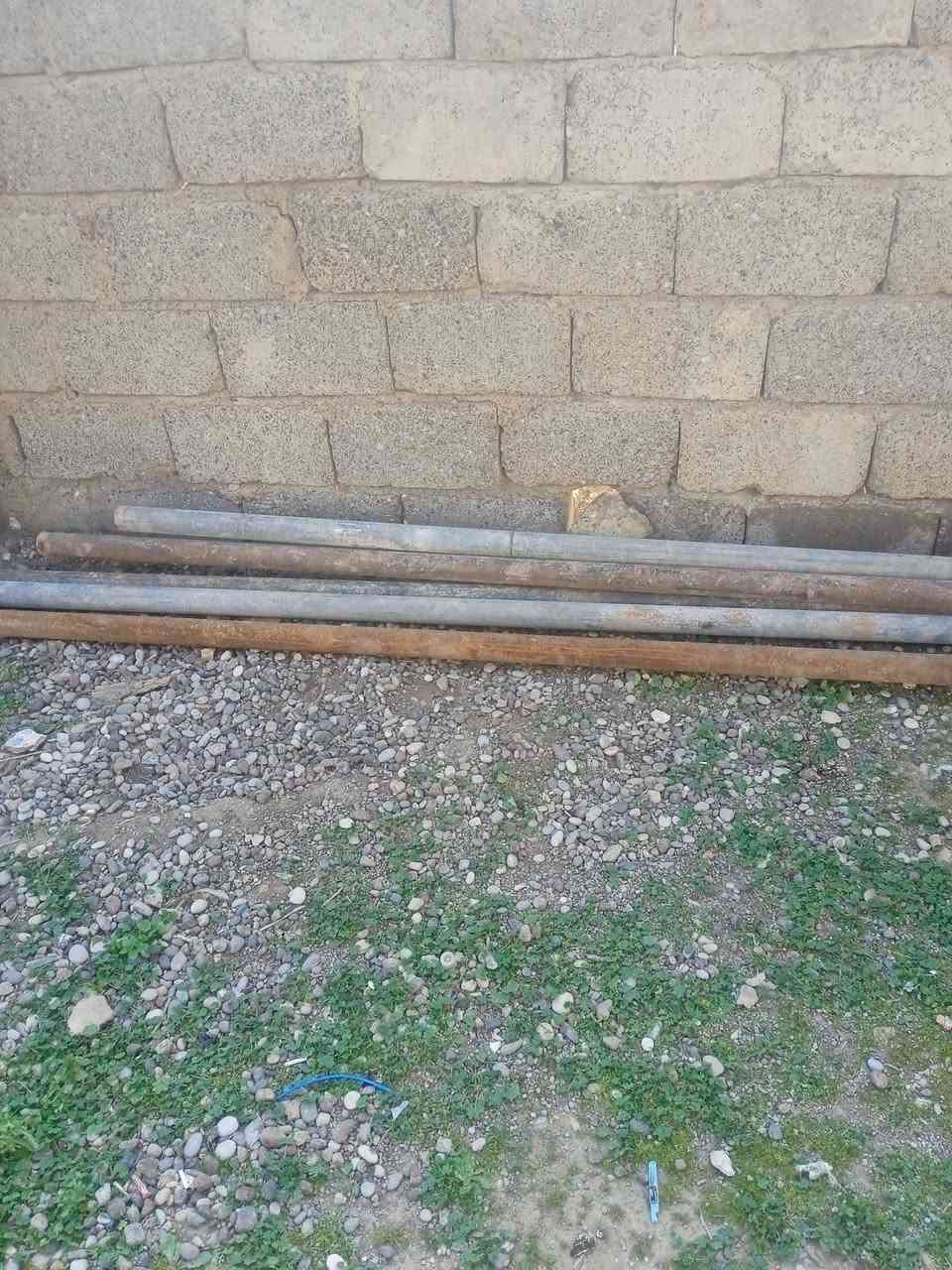 السلام عليكم بواري حديد للبيع العدد 5 
***********
