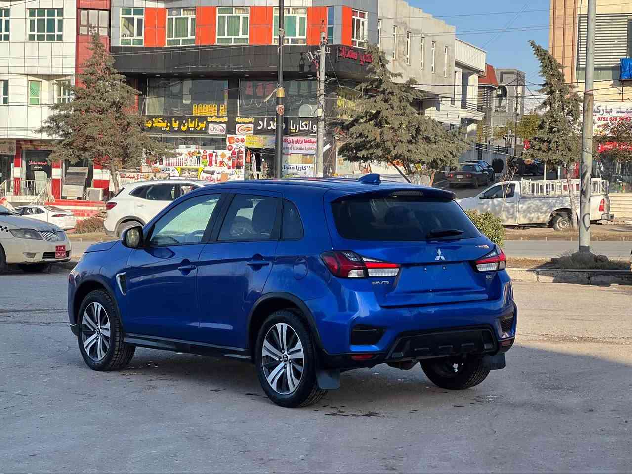 اوتلندر 2024
سعر 113مجال
سبوخ 3بارجه ربع سقف بي داخلي 
ايرباك سوكان سيستم 
موسفات SE AWDفول 
به رد رادار شريكه 
شوين ئاكري 
***********واتساب أربيل, العراق
