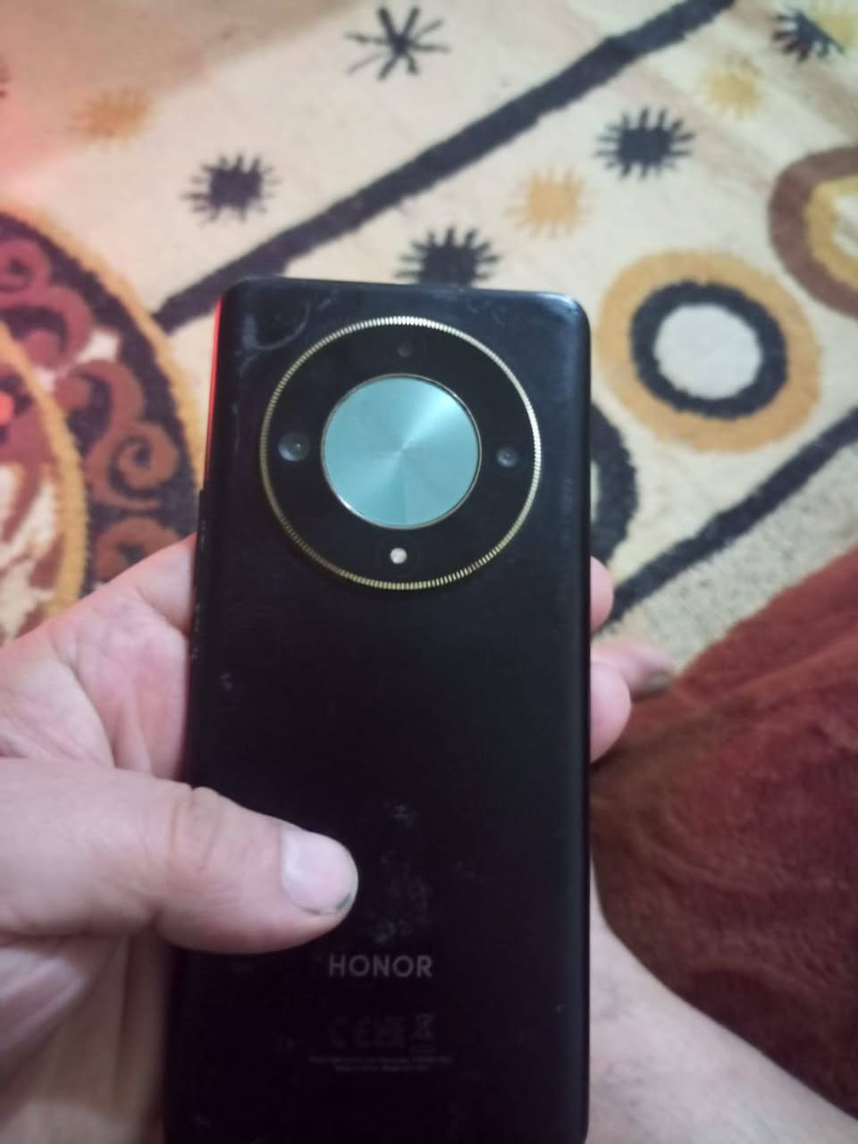 السلام عليكم 
للبيع جهاز هونر x9b5g
ذاكرة 256
مبدل سماعة فقط 
كامرات فلاش عاطلات سعر مناسب جدا
***********
