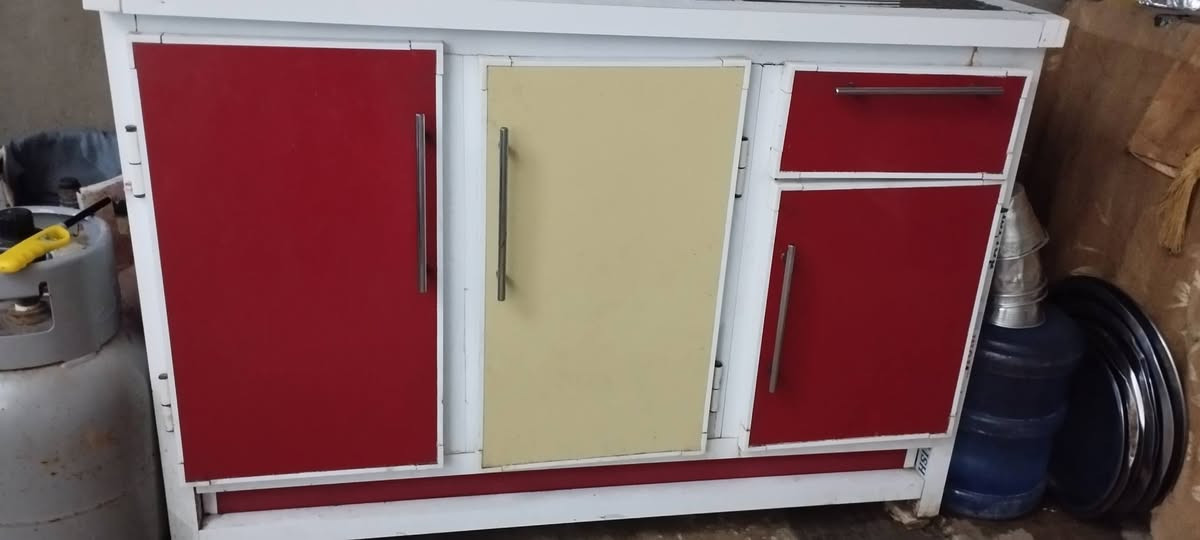 كاونتر هو والملحق مالته نظيف كلش مابي اي ضرر 
للبيع سعره 130 وبي مجال قليل مكاني نجف 
***********
